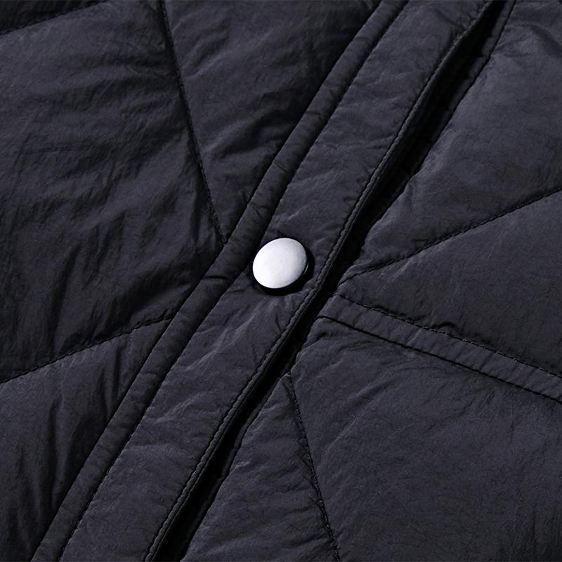 Women's short down jacket (black/off-white)