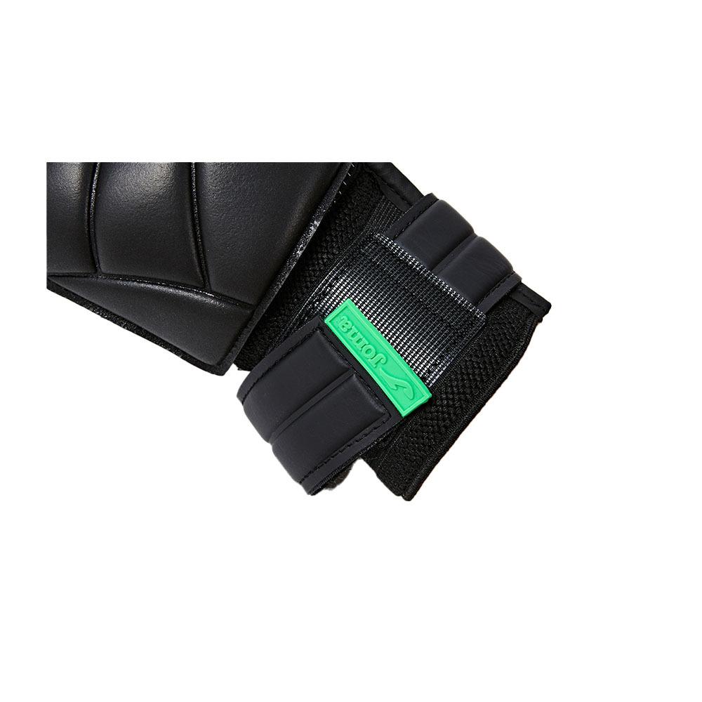 futsal goalkeeper gloves