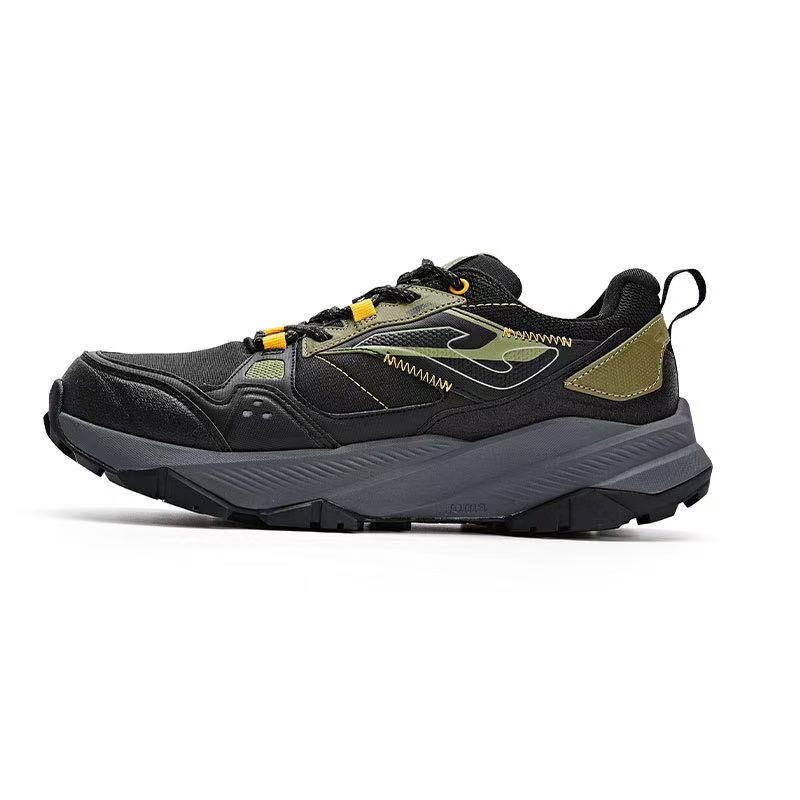 RIFT hiking shoes