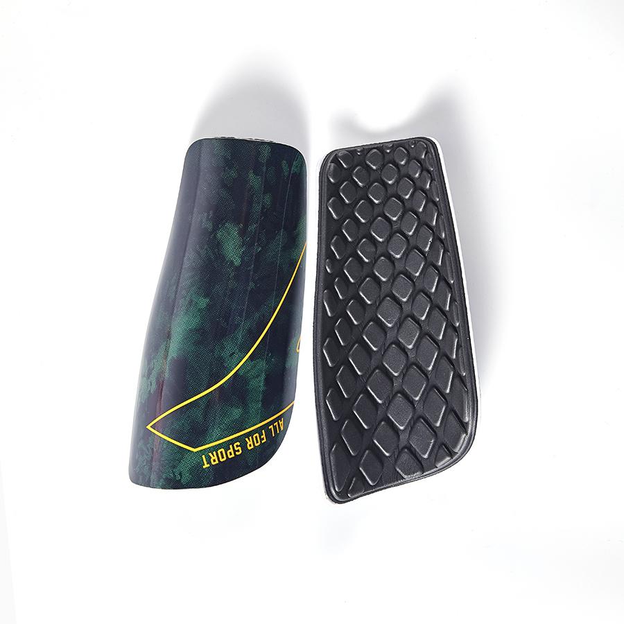 Extra strong cushioning football shin guards [dark green]