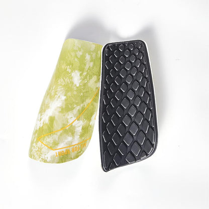 Extra strong cushioning football shin guards [fluorescent green] 