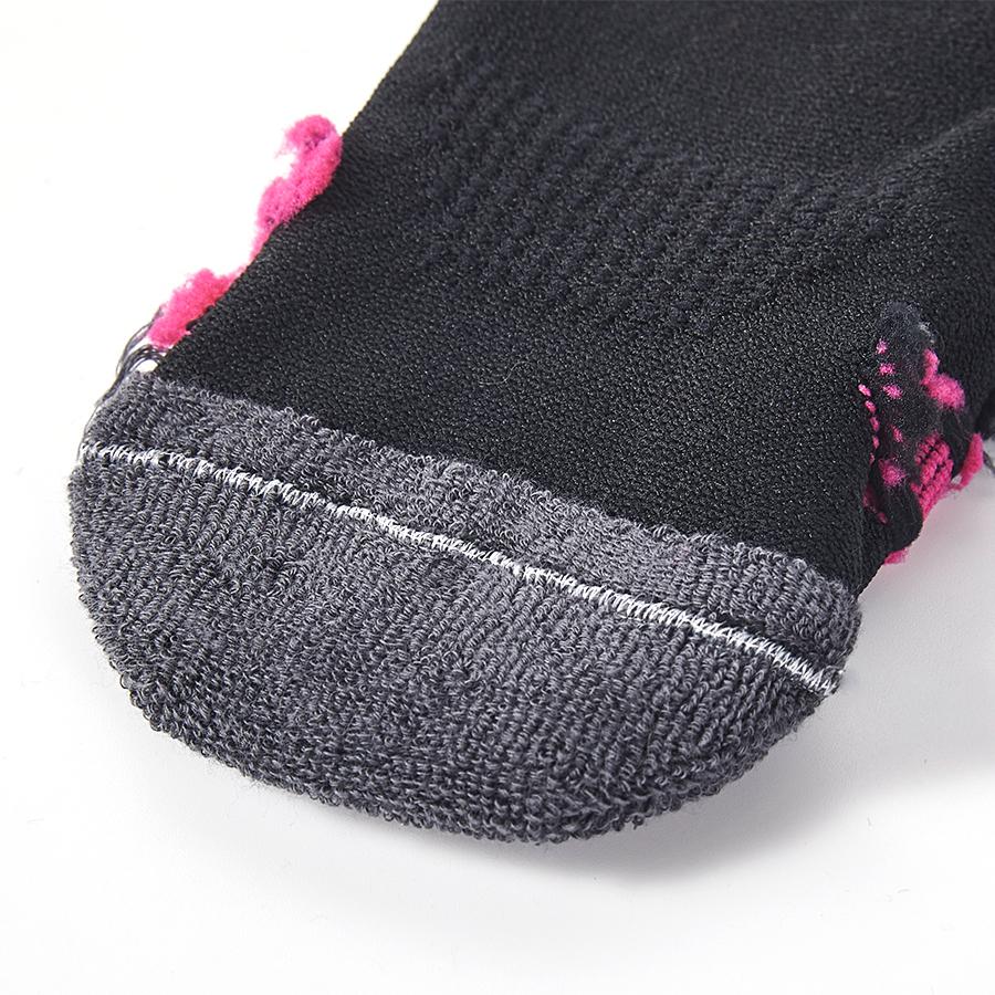Anti-slip mid-calf football socks [black]