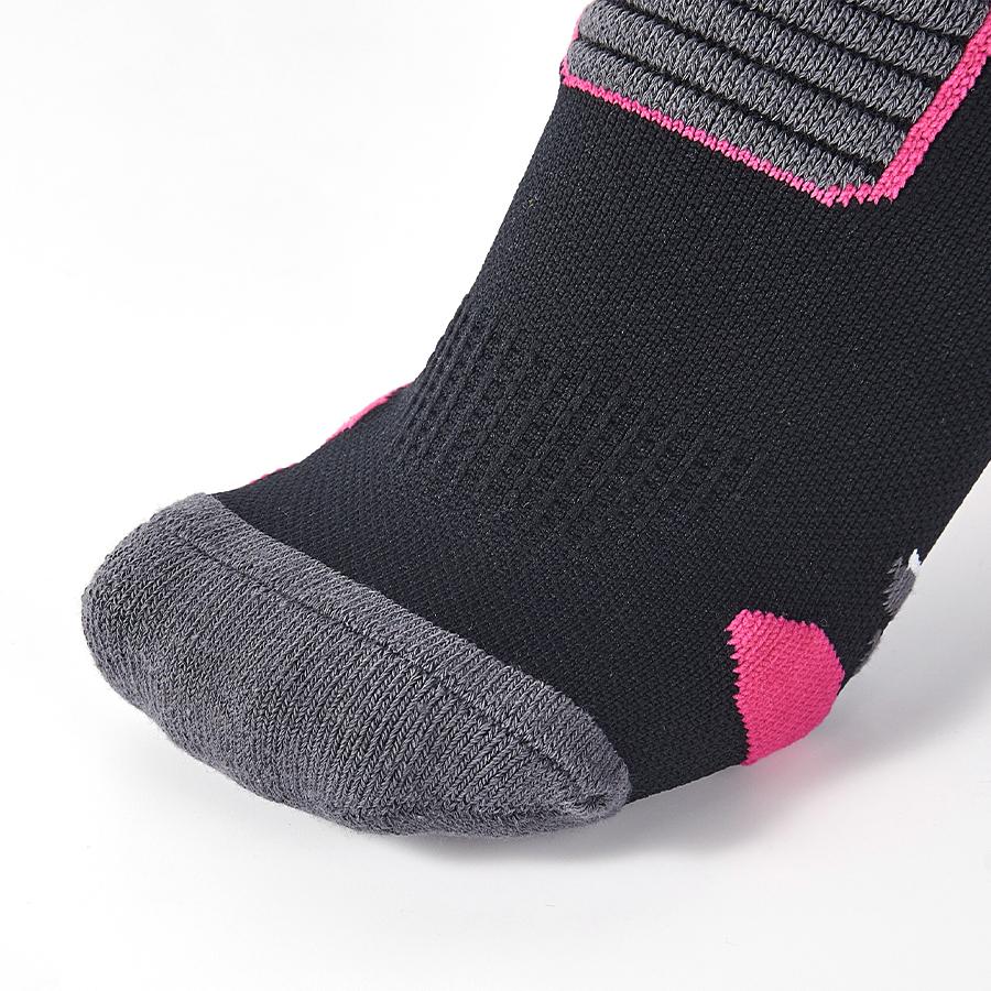 Anti-slip mid-calf football socks [black]