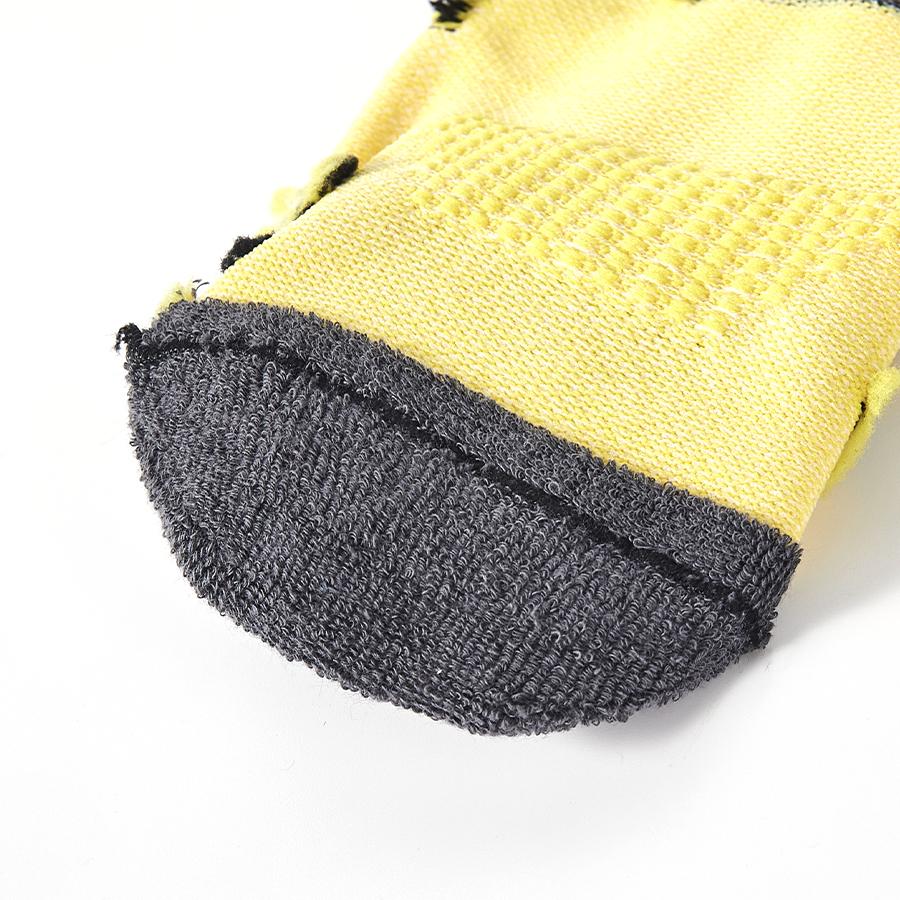 Anti-slip mid-calf football socks [yellow]