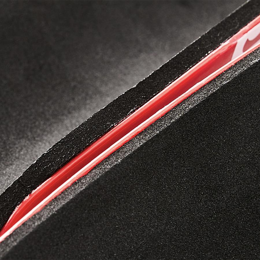 Professional football shin guards [red]