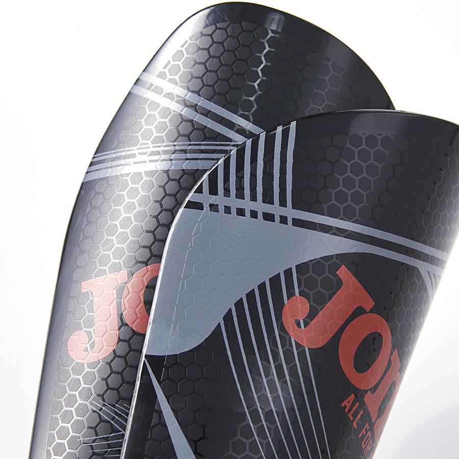 Professional football shin guards [black] 