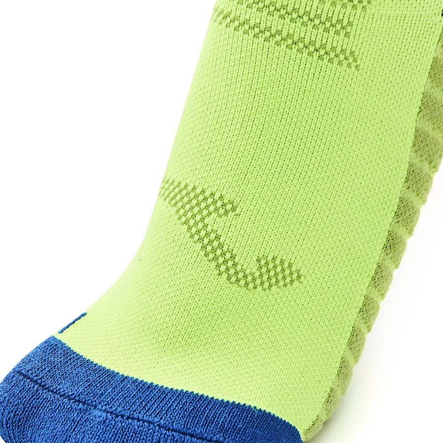 Professional football socks [fluorescent green] 