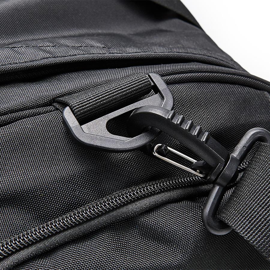 Large capacity fitness bag [black] 