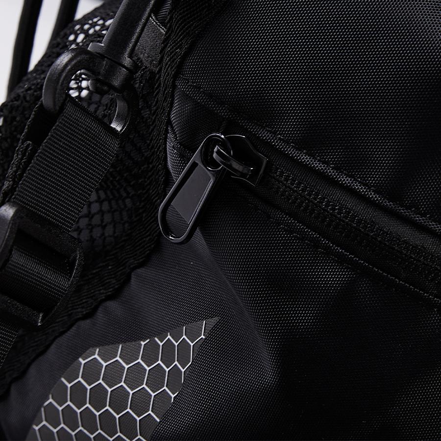 Professional sports zip-up rucksack [black] 