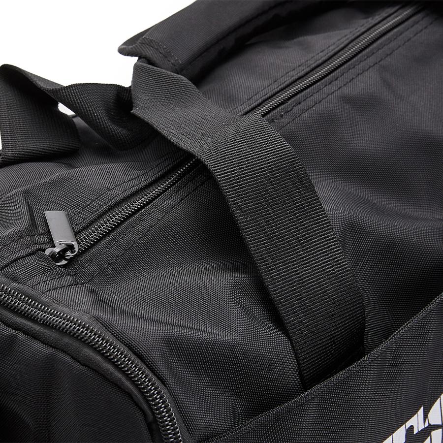 Large-capacity shoulder fitness bag [black]