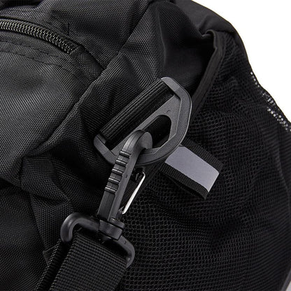 Large-capacity shoulder fitness bag [black]