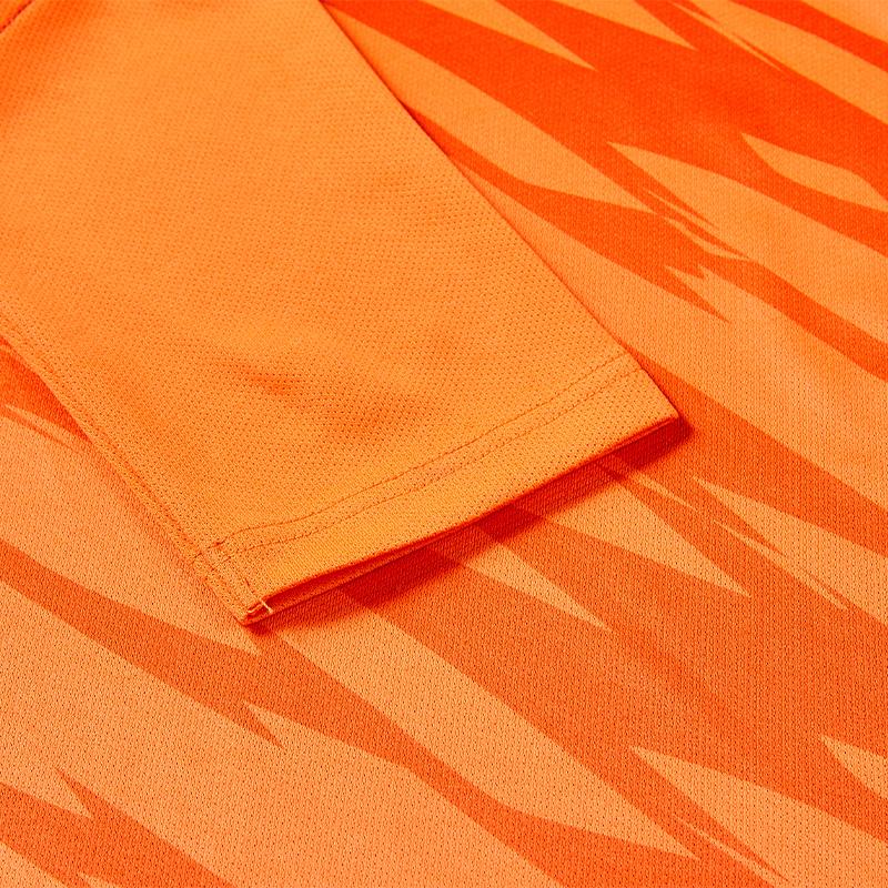 long sleeve gantry top