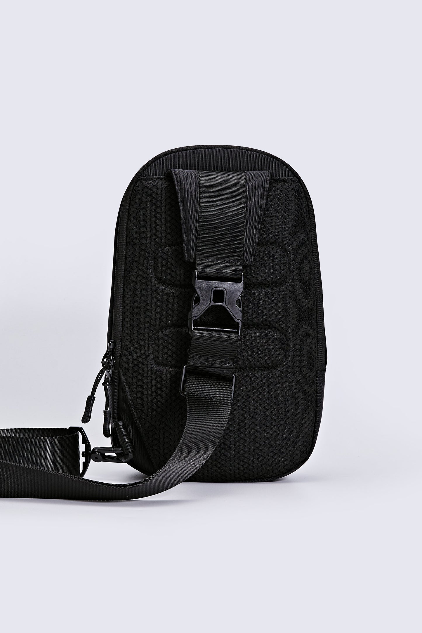 Large capacity crossbody bag
