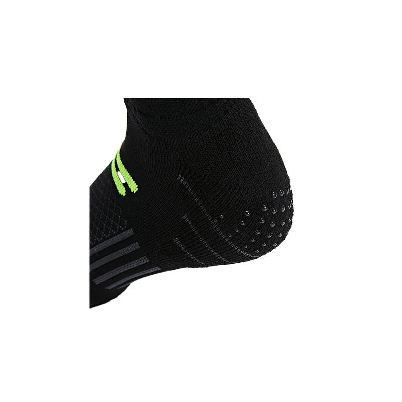 Comprehensive sports socks